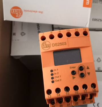 德國(guó)IFM易福門(mén)  帶顯示屏的壓力傳感器2 PY9060